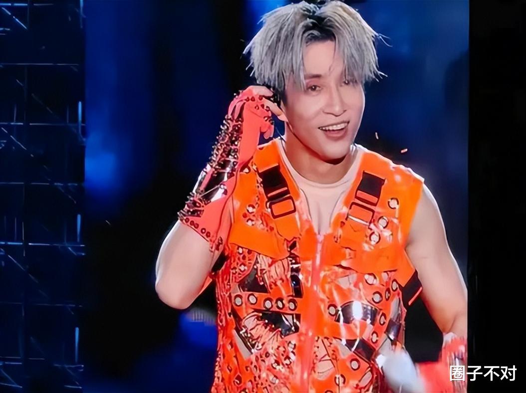 这次轮到郭富城翻车，2小时演唱会7大槽点，歌迷打架现场一片混乱