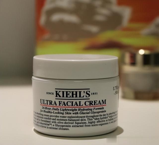 外人眼中的“老阿姨”，抗皱要趁早让你重回到青春少女肌！