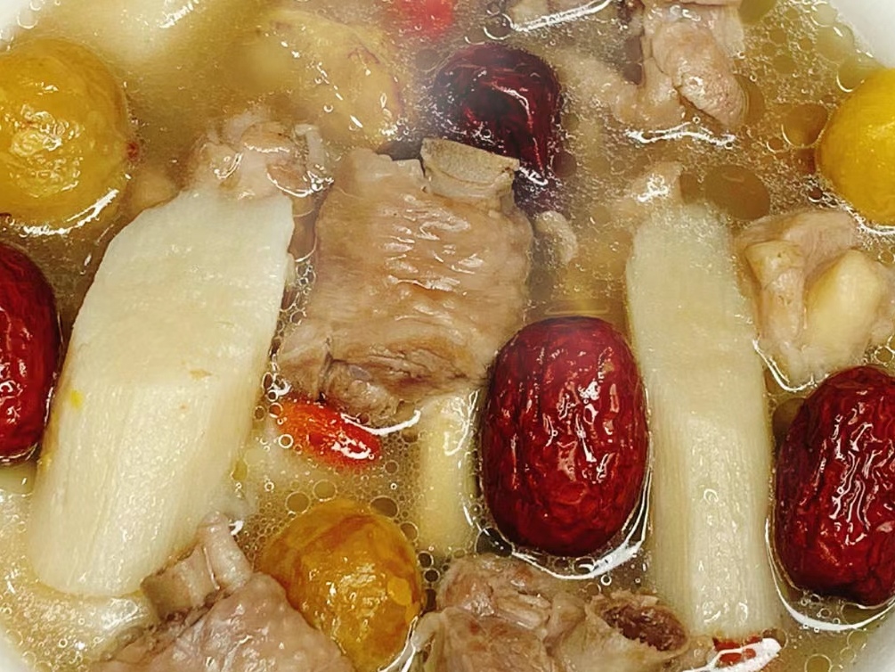 |天气越来越冷，孩子多吃八道美食，补铁补钙又暖身，健康过冬天