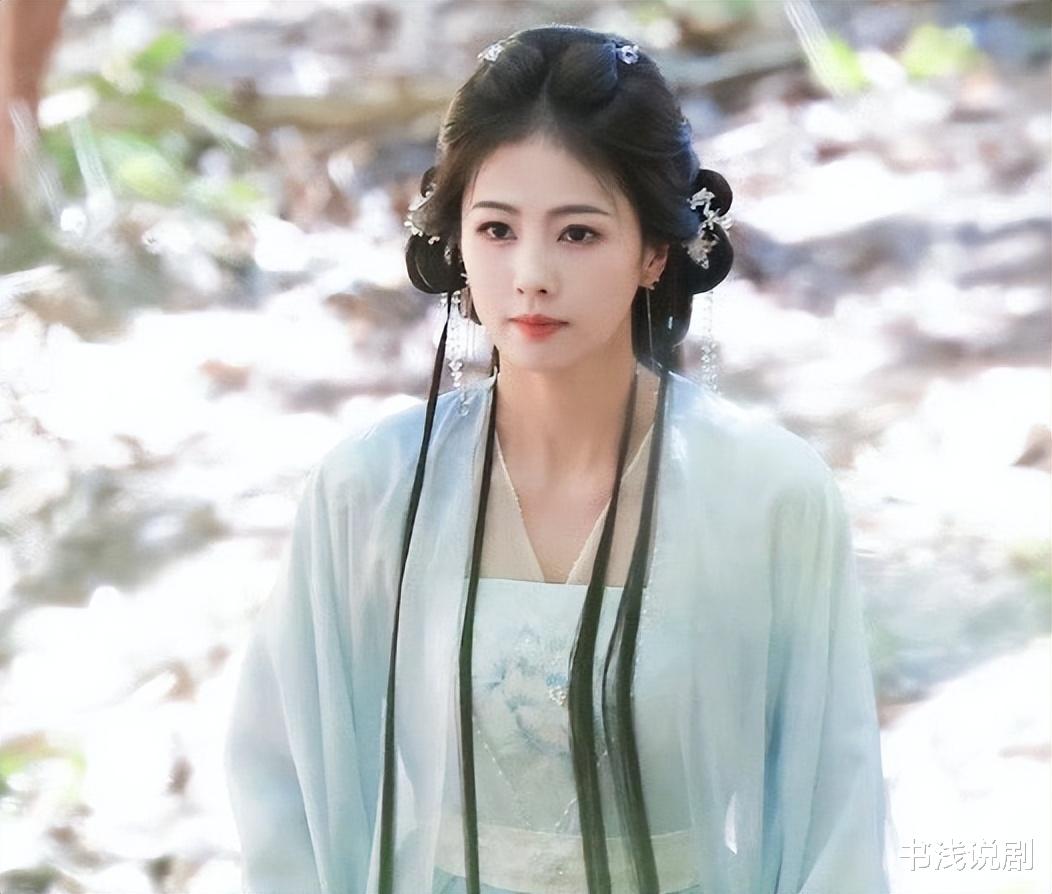 “普女”硬演第一美人，连周冬雨都翻车了，为何白鹿能让人真香？