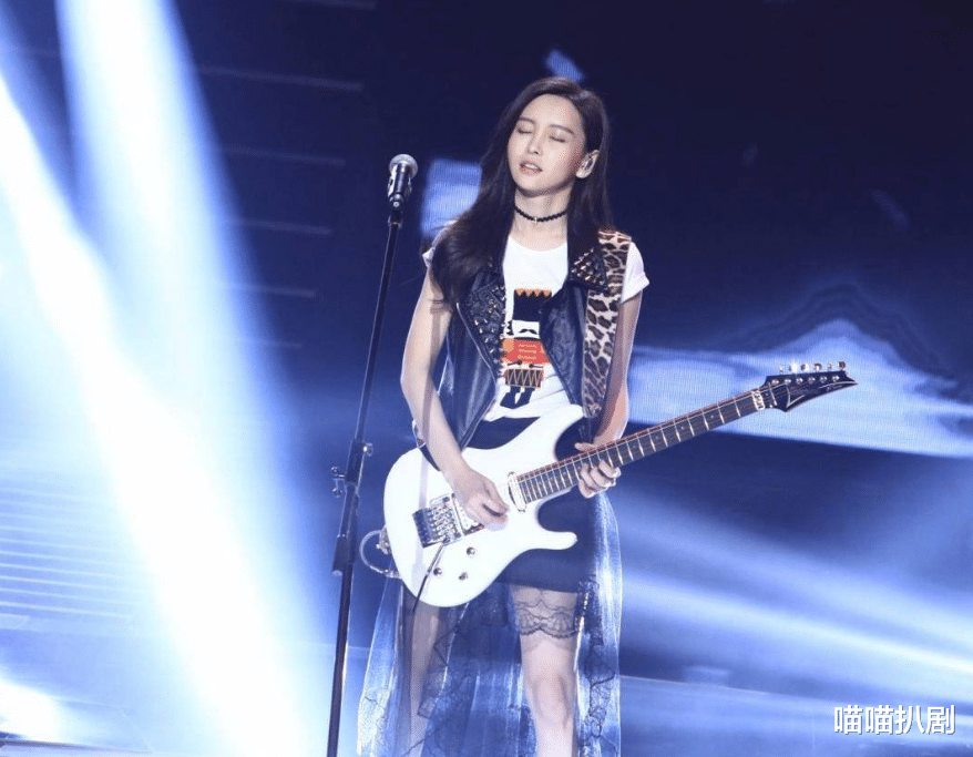 于文文|于文文很有潜力也很有实力,是一位创作型女歌手