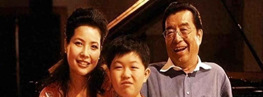 李双江崩溃了! 曝李天一生父另有其人, 梦鸽不再隐忍开启报复!