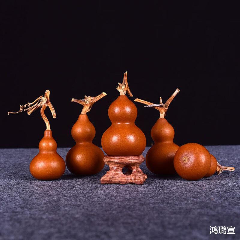 |文玩葫芦如何能够变成亮紫色呢？其实并不困难！