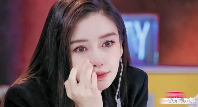 始料未及！杨颖的“点头哈腰”在国外疯马会表现得淋漓尽致