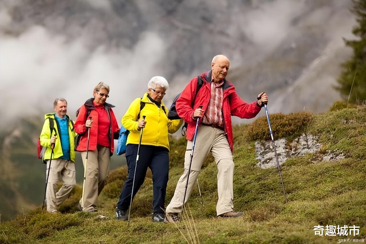 旅游攻略|65-75岁的老人，建议不要去这4个地方旅游