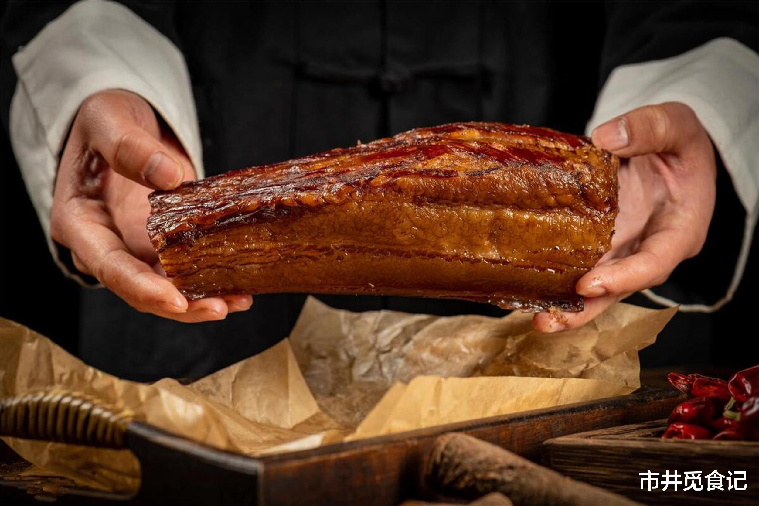 |过年买腊肉,选“五花”还是“后腿”?牢记4不买,别花冤枉钱了