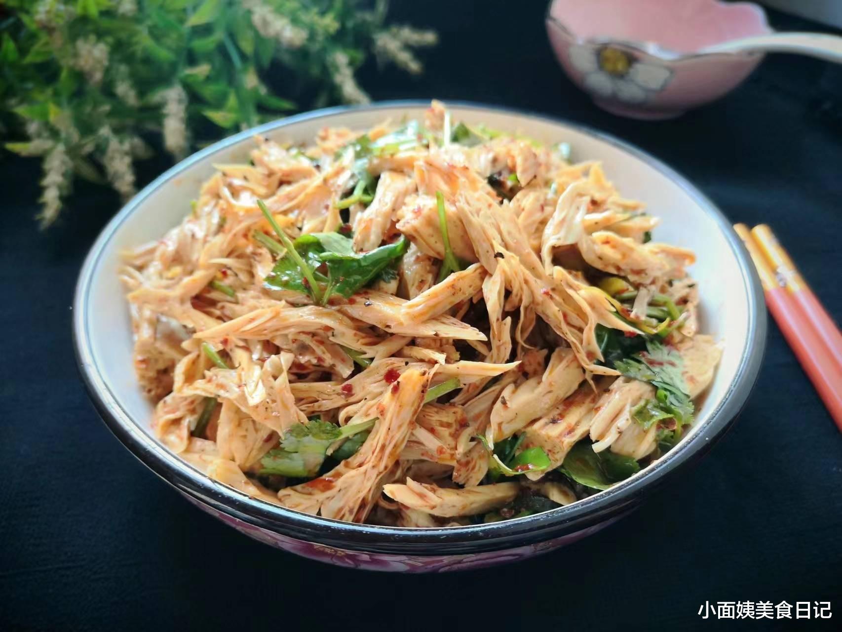 腐竹|秋天宁可不吃肉,也要多吃这道菜,孩子吃了既能补钙又能长个子!