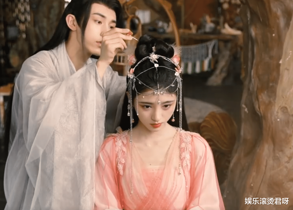 明星|鞠婧祎新剧《花戎》:仅1天就被刷满差评,观众理由出奇一致