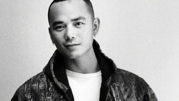 |汪峰发文悼念张恒远！隔空对话其妻毕夏：会永无条件帮助她与孩子