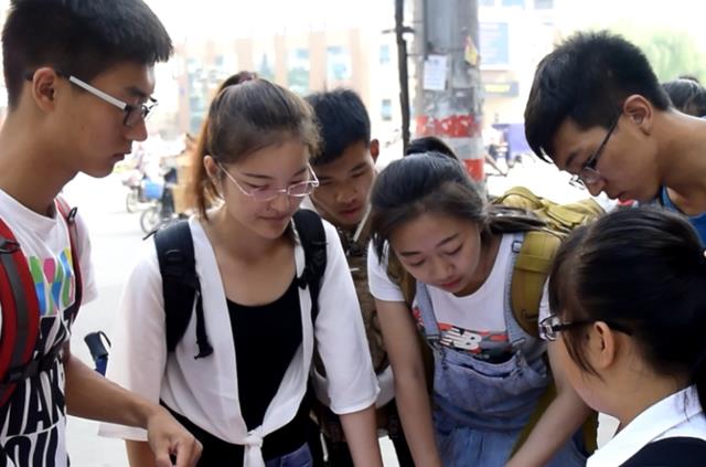 人大常委会|山东人大常委会原副主任被查，履历曝光引热议，晋升速度值得怀疑