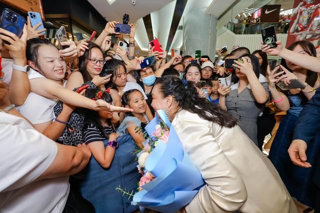 麻六记华南首店落地广州食客评分仅3.5，汪小菲该怎么翻盘？