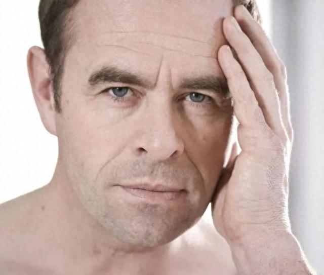 男性“器官衰老”顺序表公布，不妨自查一下，看看进行到哪一步了