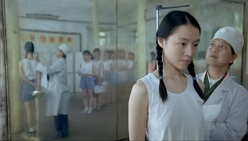 张静初|不可一世的张静初，终究是毁在了跪舔美国的丑陋嘴脸里