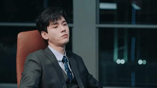 控评都没用！龚俊粉丝着急《我要逆风去》扑街，只能等杨幂来救