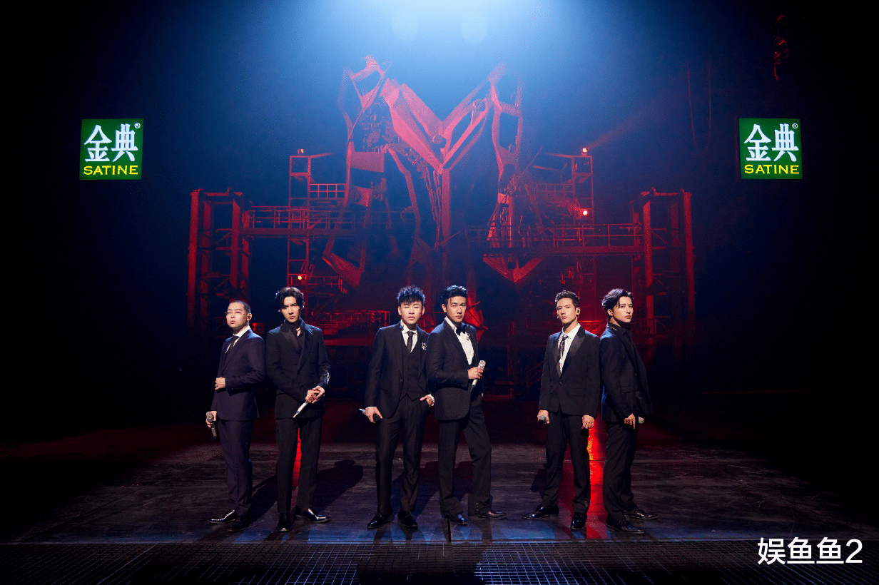 《披荆斩棘3》第12期,《东区》和《一首歌》,并列第一