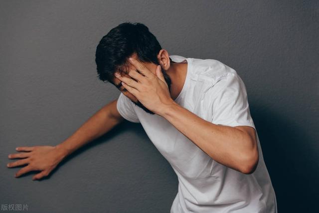 长寿|越来越多的人突然猝死，提醒：猝死前，身体会发出这5个求救信号