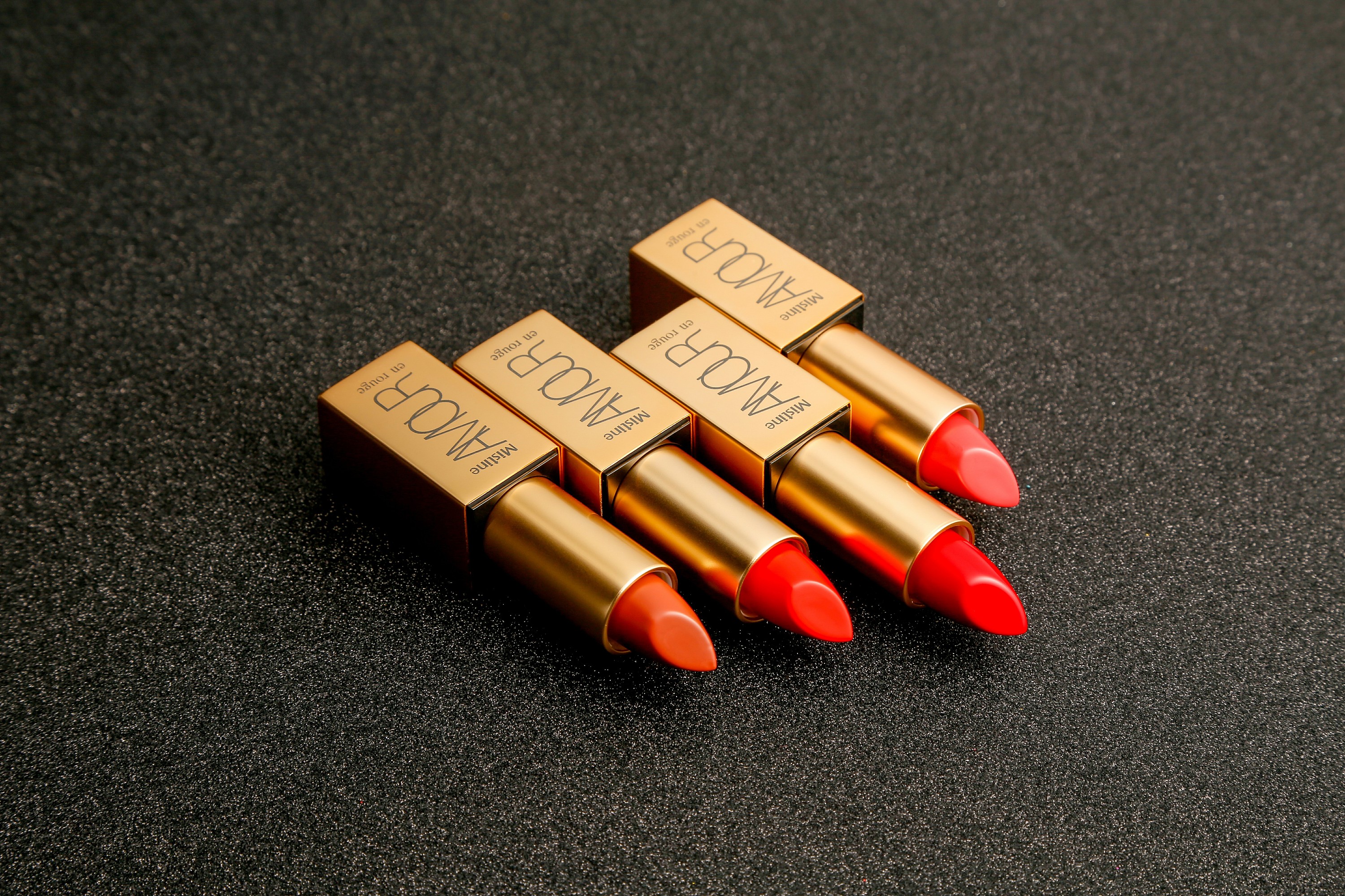 从“口红效应”和“短裙效应”看市场经济