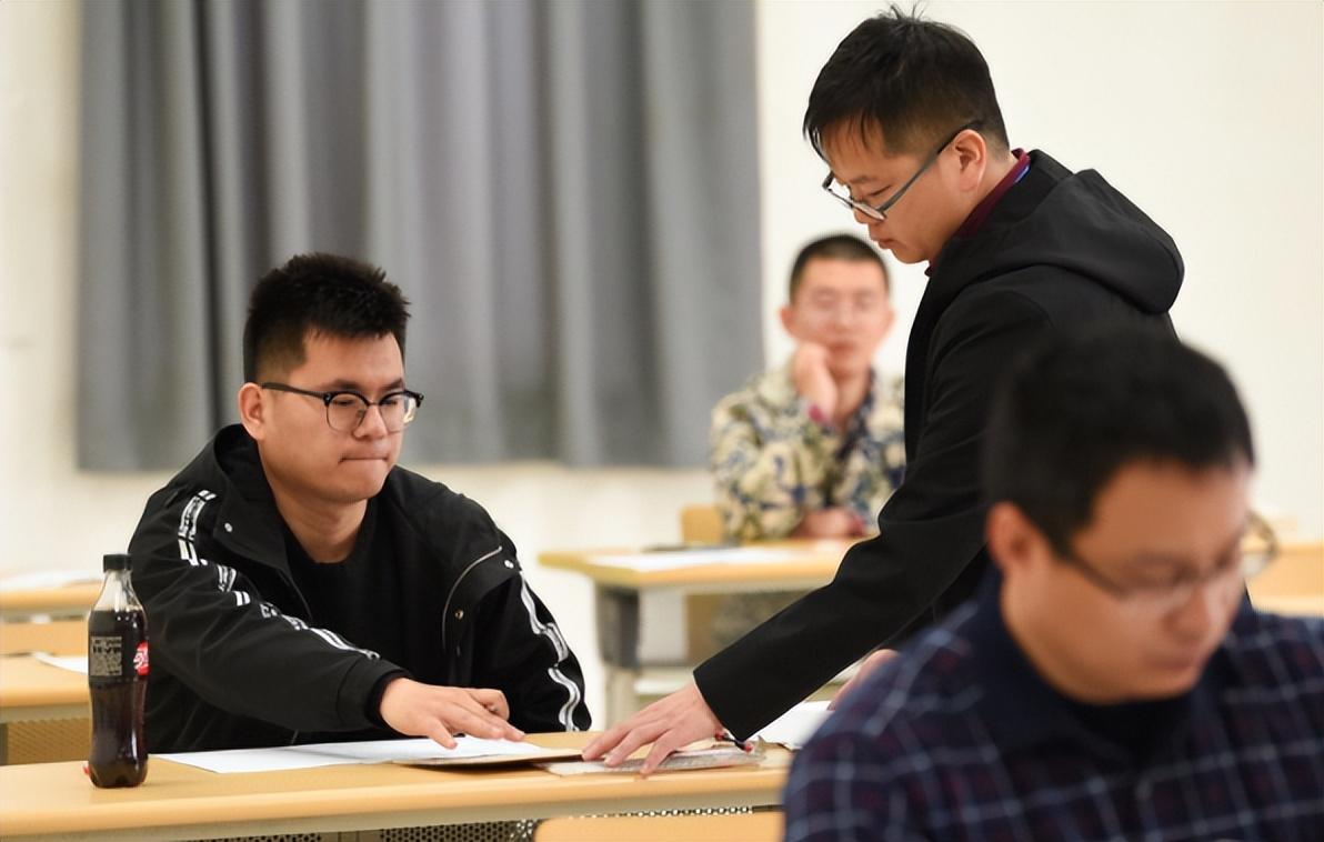 毕业求职时才知道,第一学历与最高学历,社会认可度并不一样