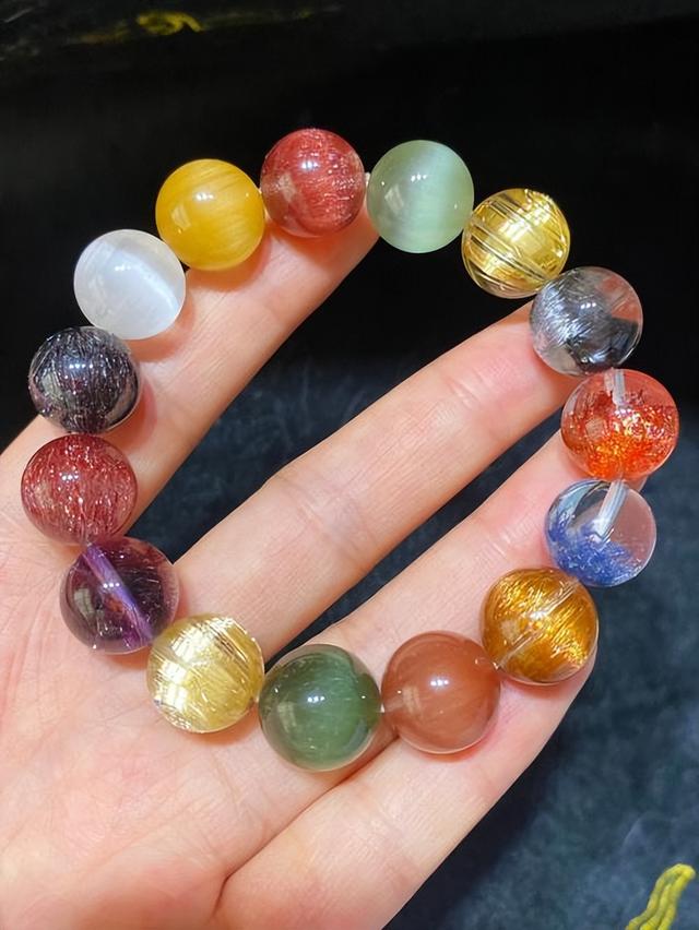 釉里红|啥也不懂，就想随便戴戴，该选什么手串？