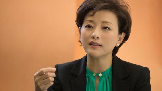 杨澜: 我与老公早已无爱，若再在一块，对彼此都是很不公正的