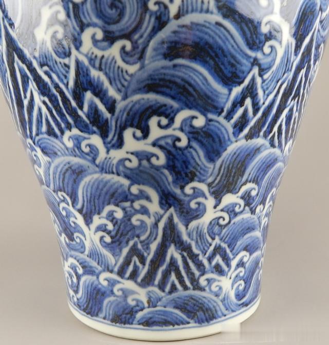 永乐青花福山寿海纹大梅瓶