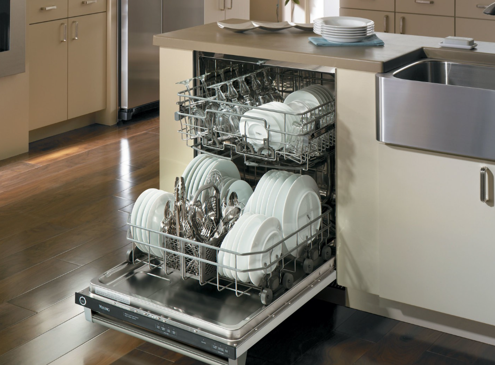 不出意外的话，2024年，经济将会持续低迷，6种东西别去碰！