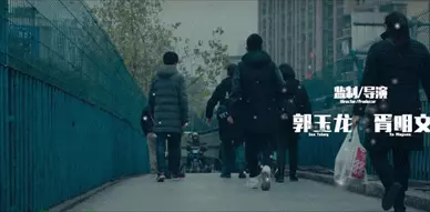 笑了！嘎子哥新片突破下线：时长只有65分钟，双腿追摩托跑16公里