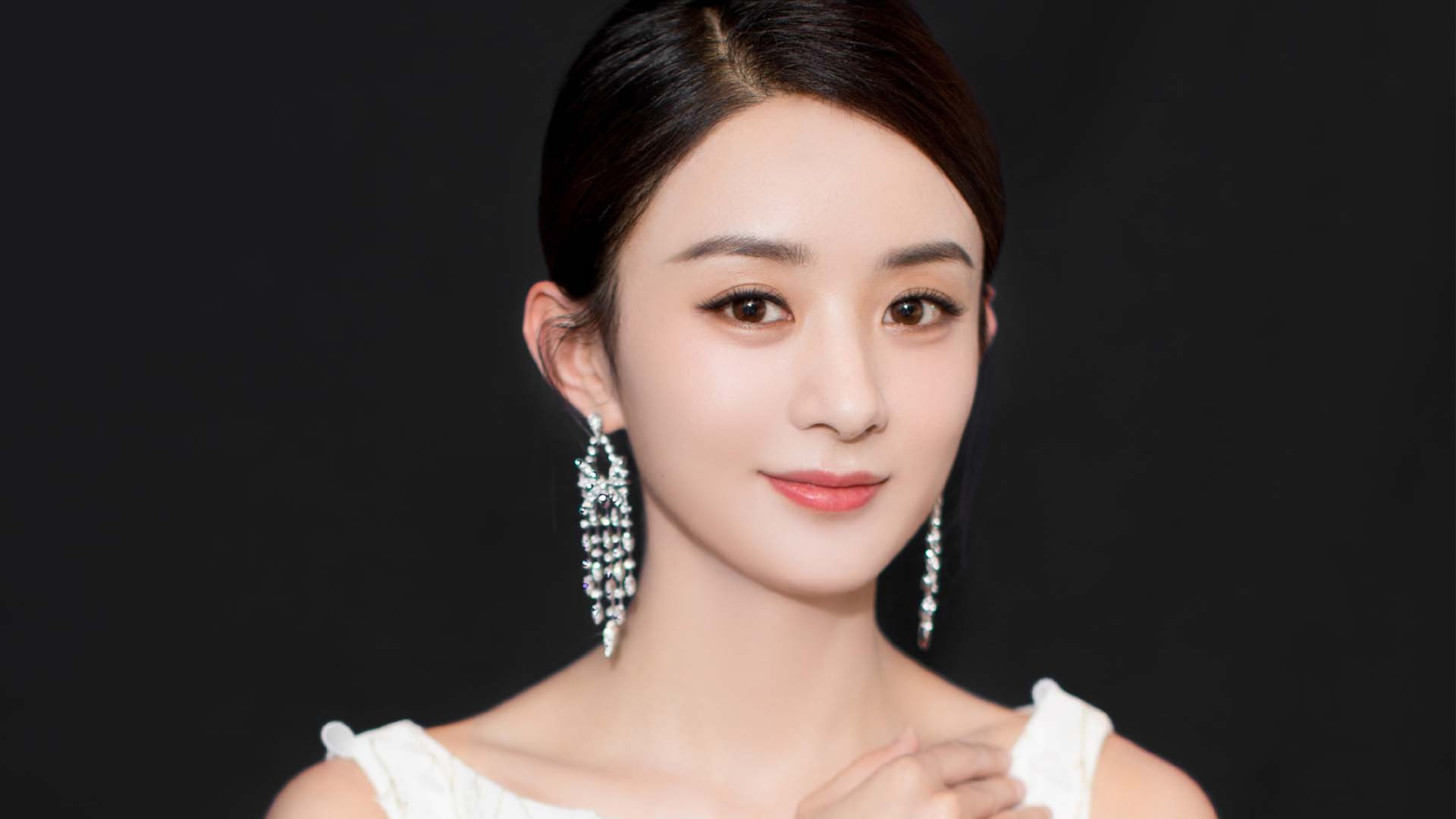 赵丽颖惊现张艺谋新片！番位无所谓，只为演技狂飙！