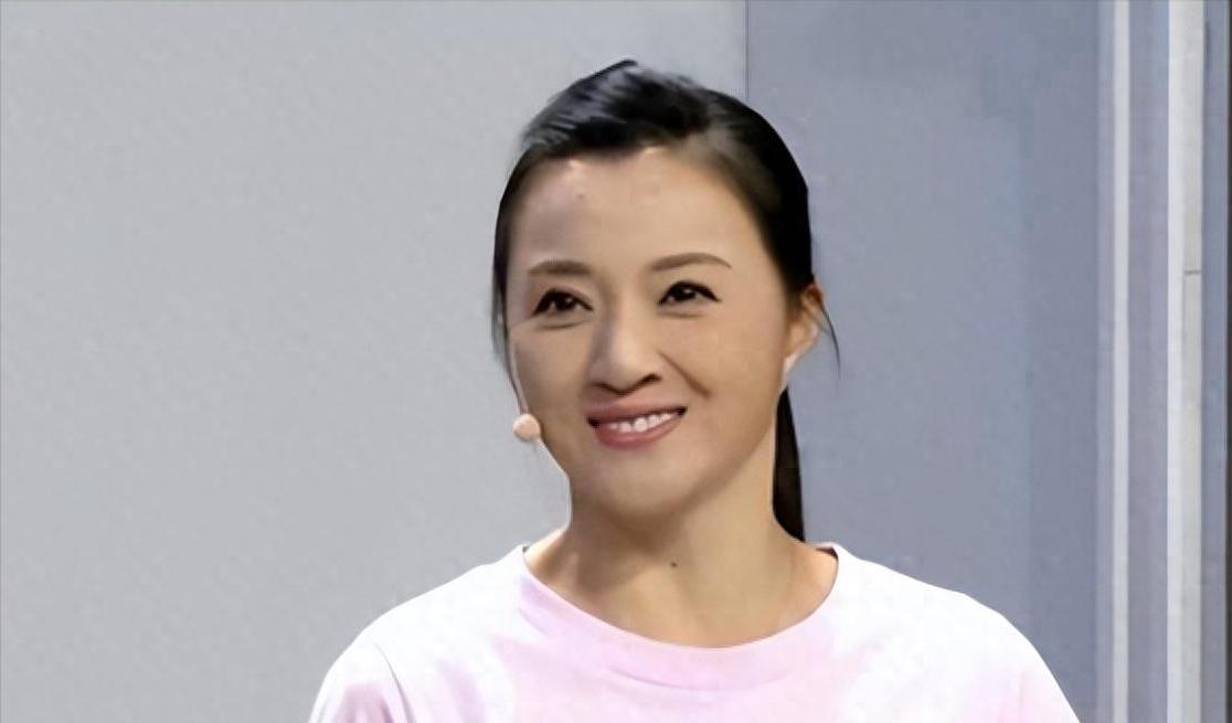 从春晚舞台到精神病院,她只走了短短数年?
