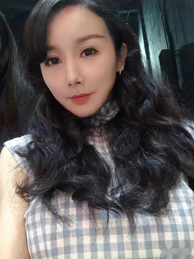 知名女演员晒处罚单:拘留10日!