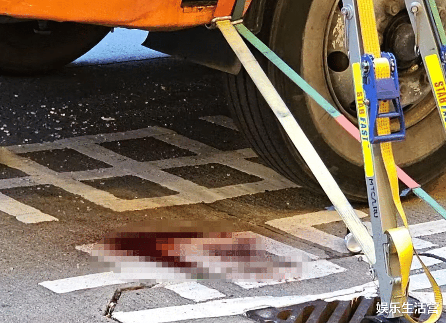 |突发!黄渤倪妮拍摄现场发生意外,8人从4楼高台跌落,主演未发声