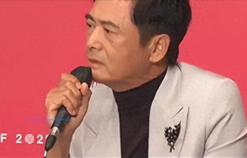 利欲熏心，吃里扒外！深扒之下，周润发的狐狸尾巴终于露出尾巴来了