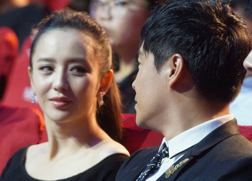 陈思诚佟丽娅复合!男方高调表白哭诉4分钟,现场观众惊讶、偷笑