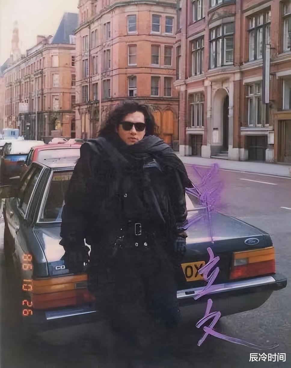 单立文|港圈“软饭王”:7次演西门庆却深情至极,一路颠沛流离终得圆满