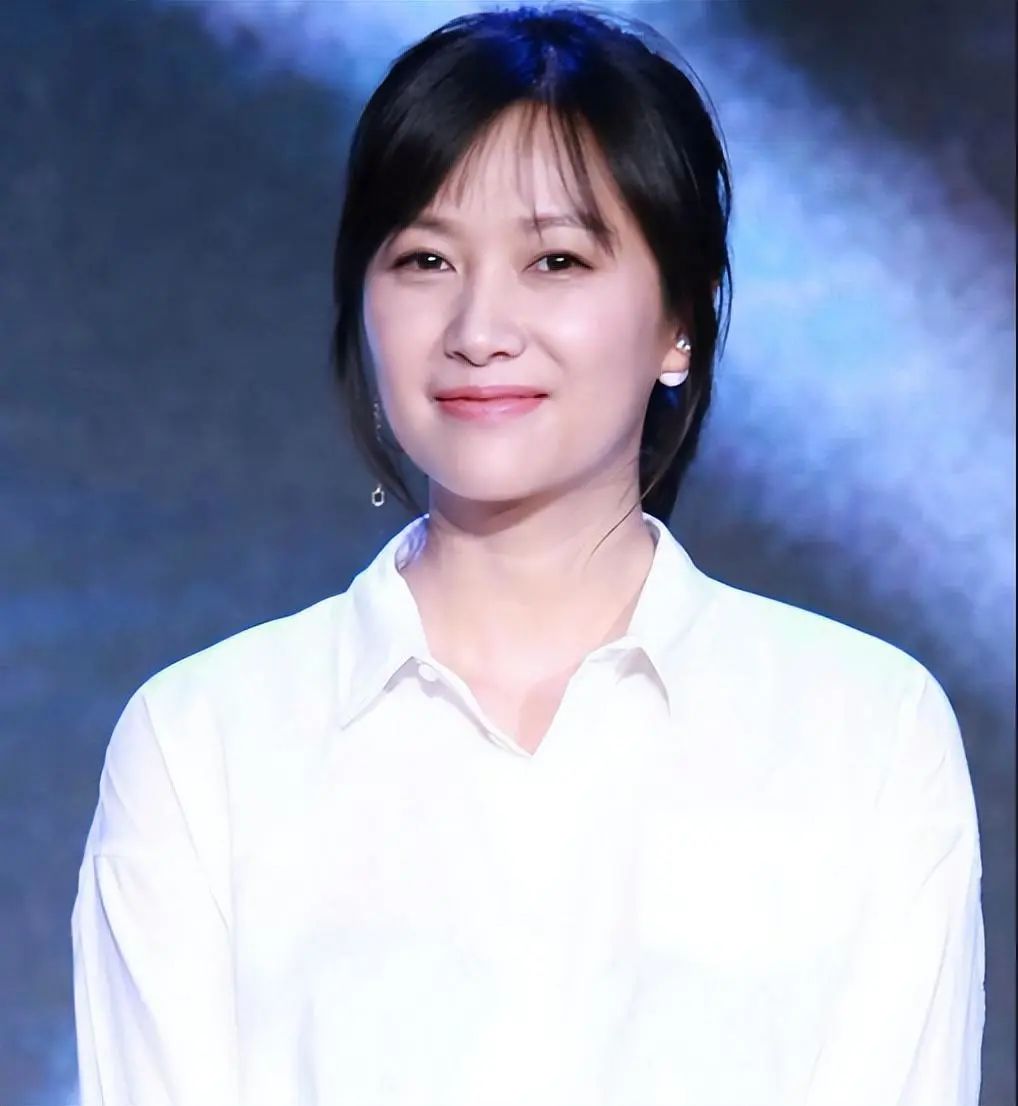 没结婚但有固定伴侣,这3位中年女星很特别,她们是谁?