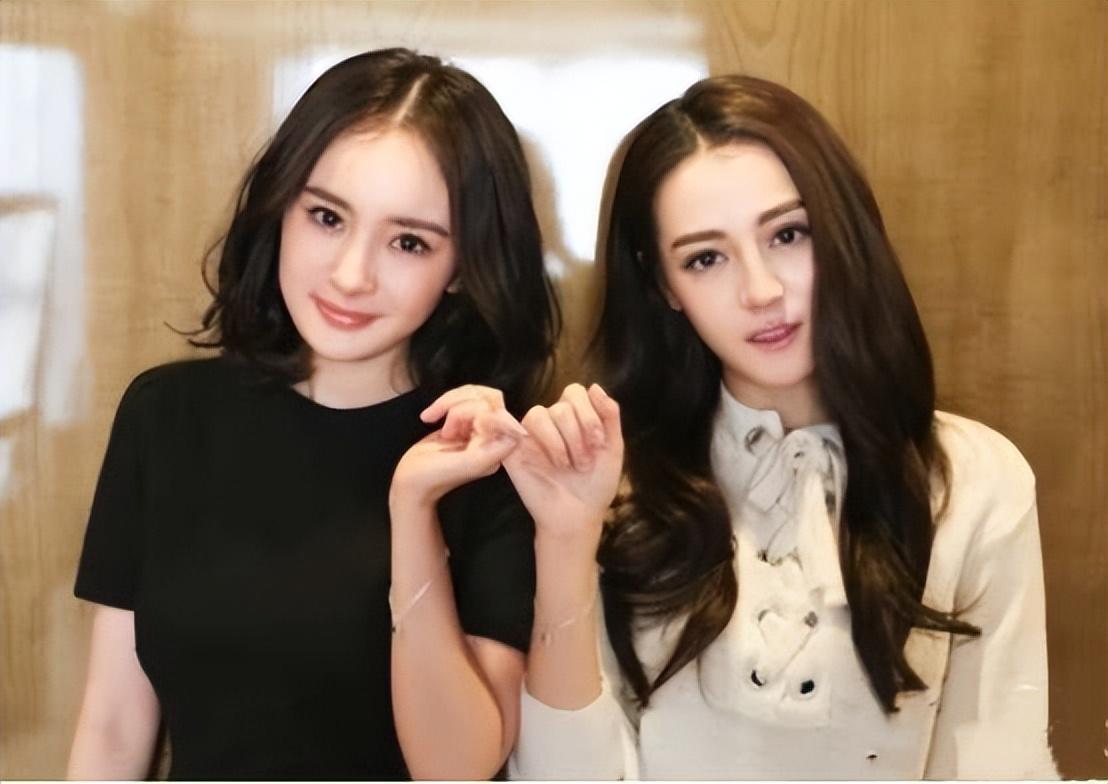 杨幂|与嘉行解约后,娱乐圈的两面三刀,在杨幂身上表现得淋漓尽致