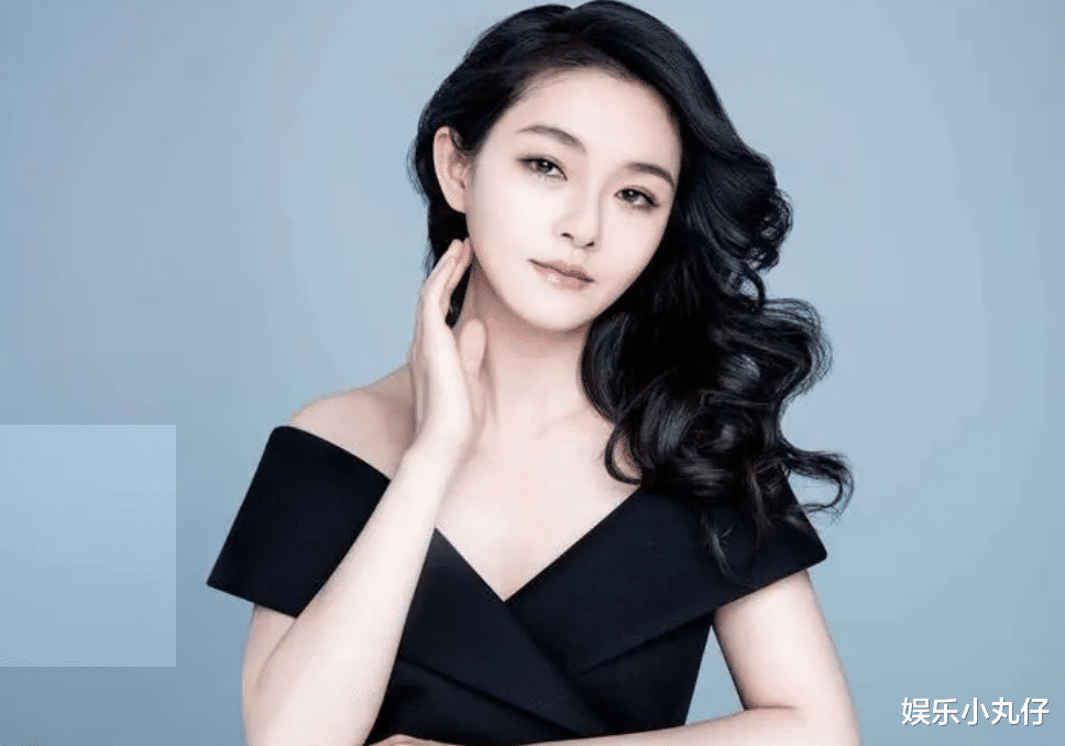 韩媒曝大S3胎将临盆!超大孕肚照曝光,小菲夺子后欲让颖颖当后妈