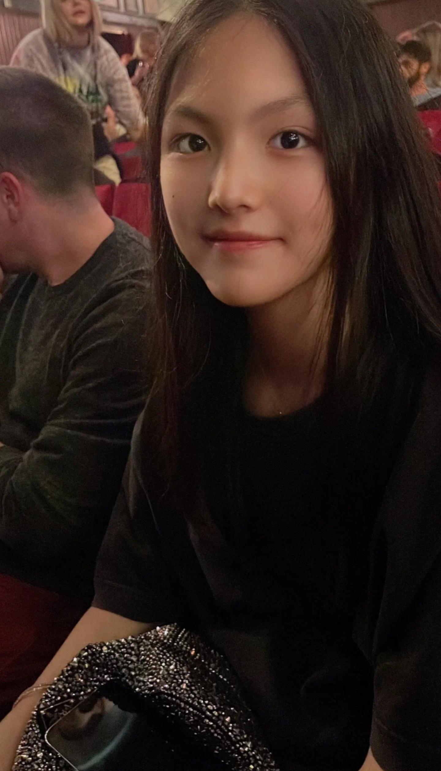 主播李湘评论区翻车，分享法国用品被吐槽，网友自嘲穷人买不起