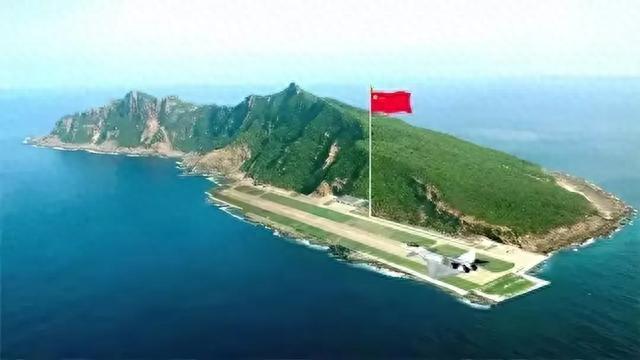 余文乐发文悼念安倍晋三！劝国人放弃仇恨！网友:终于暴露了