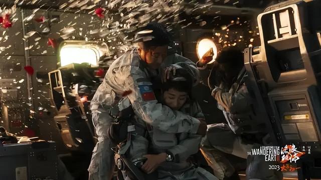 春节档|影史最强春节档上演神仙打架！警惕“饭圈文化”死灰复燃