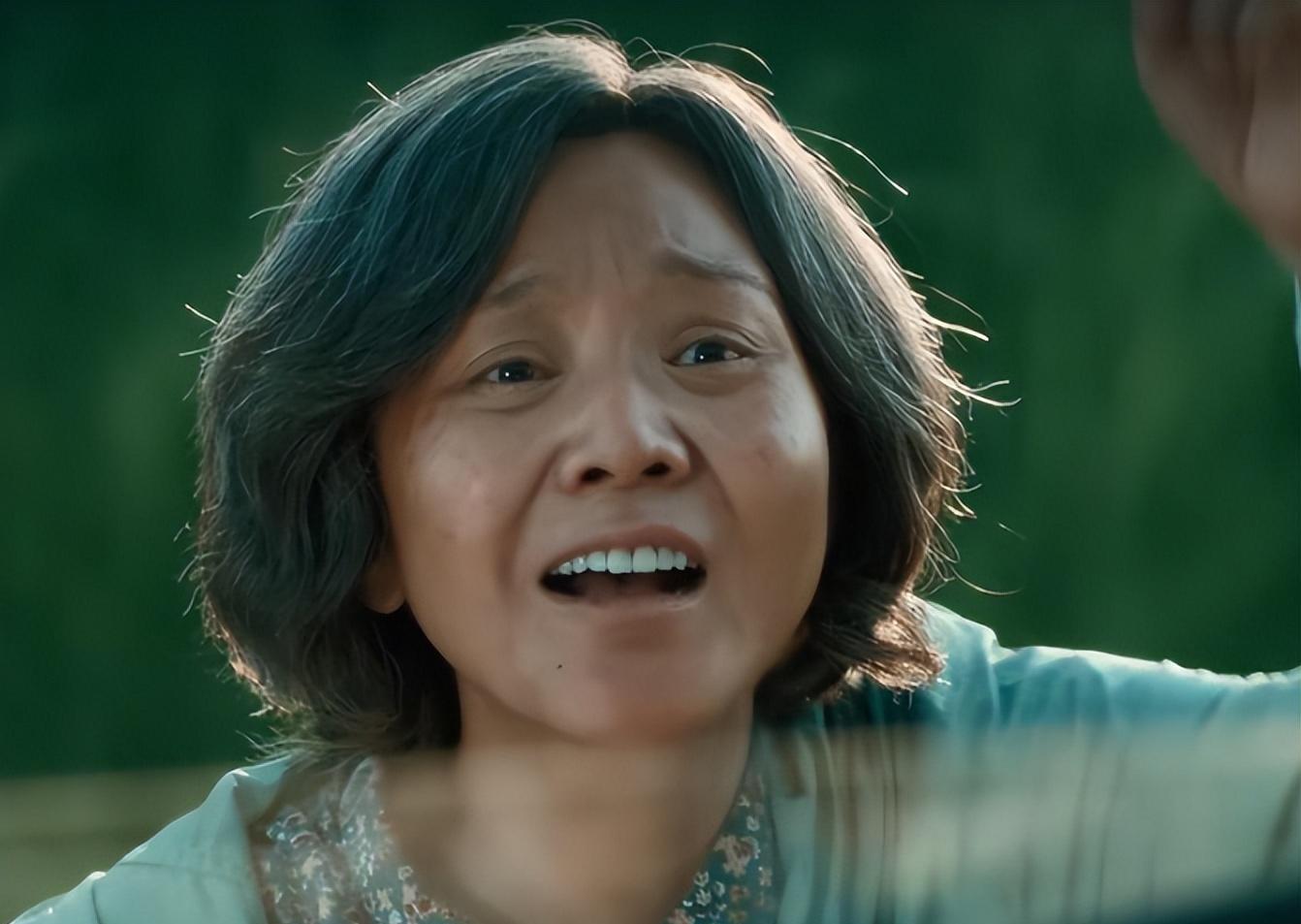 2004年，军人邹伟一身寒气对闫妮说离婚吧，我净身出户