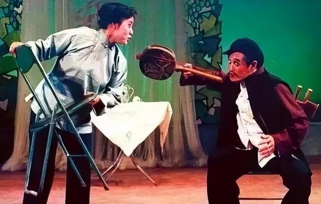 高秀敏|回溯赵本山、高秀敏的恩怨始末，称霸春晚的黄金搭档为何走向决裂