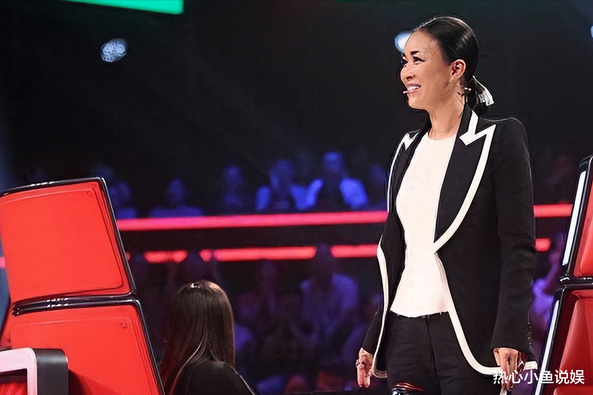 善恶终有报!56岁“惨遭封杀、移民国外”的那英,彻底活成了笑话