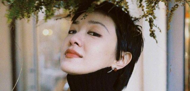 郭采洁|郭采洁眉毛稀疏面容憔悴,引粉丝担心其身体状况