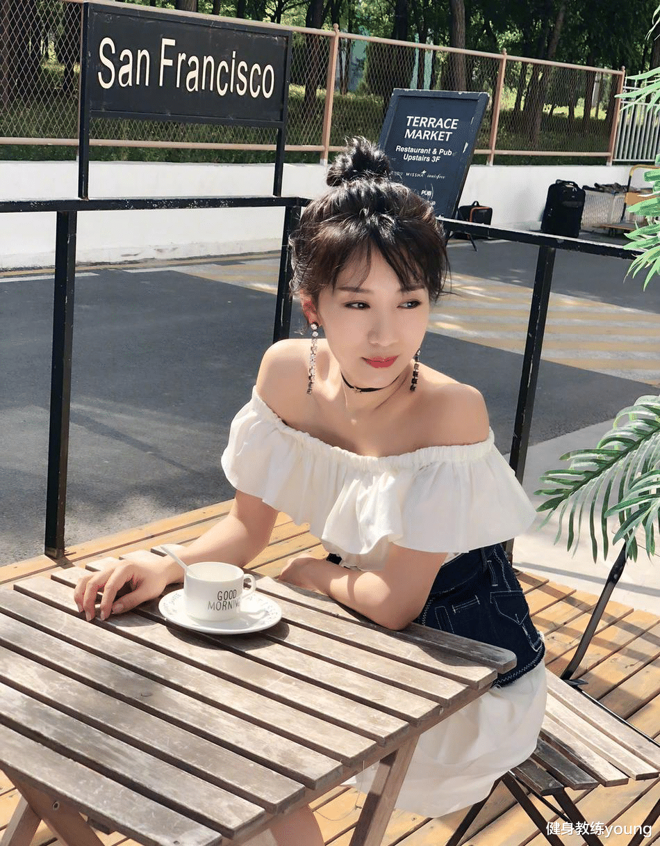 李念两次减重共110斤，坦言注意4种食物养成一个习惯就行