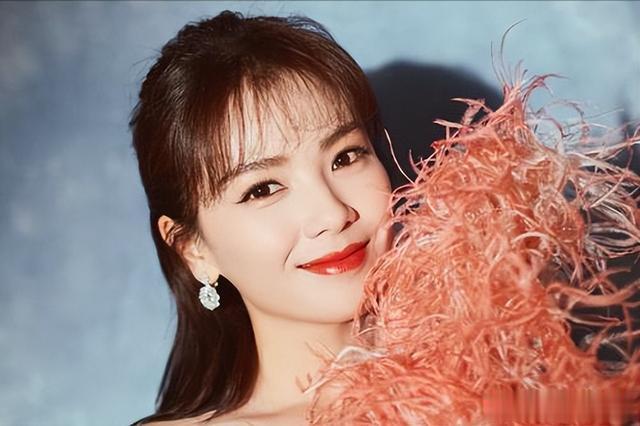 刘涛黑历史被扒，某女星公开指责：她技术很好，为上位不顾一切