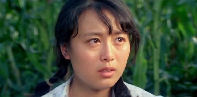 吴玉芳|《平凡之路》一件泳衣,暴露金晨身材短板,让60岁吴玉芳比了下去