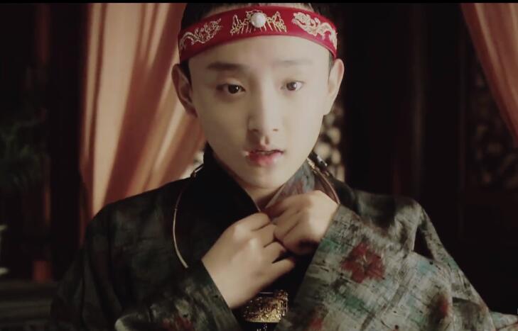 帅哥|《新红楼梦》13年前后对比，主演都糊了，丫鬟小厮摇身一变成顶流