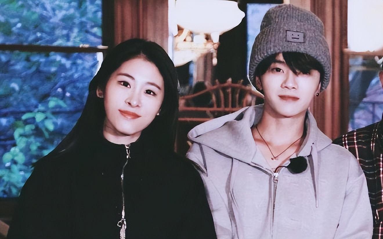 心碎!华晨宇与张碧晨亲子鉴定照片曝光引发巨大争议!