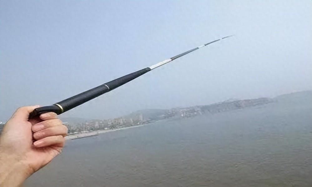野钓该选多长钓竿？有三种长度堪称黄金尺寸，涵盖所有水域
